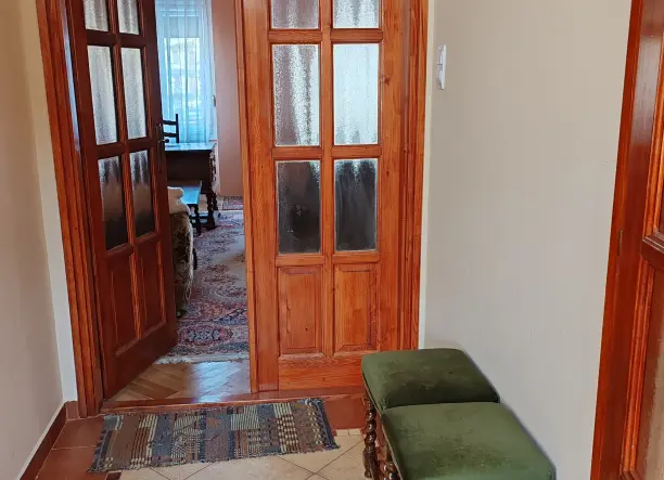 Szeged szívében, Széchenyi tér közelében – kiváló lakás irodának, rendelőnek vagy diákoknak!