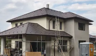 Ács és bádogos munkák kivitelezése