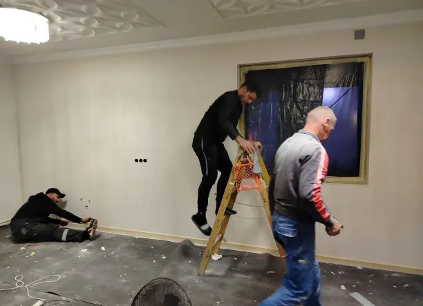 KÉZI,GÉPI ÉPÜLET BONTÁS,SZENNYVÍZ VEZETÉK KIÉPÍTÉS!!