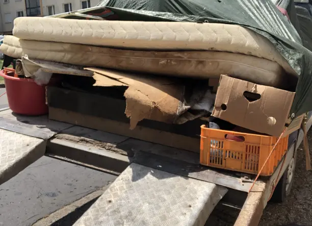 Lomtalanítás illetve bútor szállítás