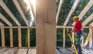 Prémium tetőfedés és bádogos munkák – Biztonságos és tartós otthon!