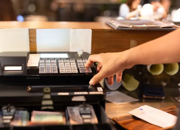 💳 Pénztárgépek és bankkártya terminálok – teljes körű ügyintézés 🧾