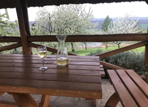 Farkas Apartman Rezi – Luxus kikapcsolódás Zala szívében