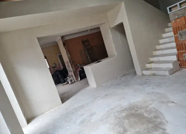 Festés/burkolás/kartonozás/vakolás