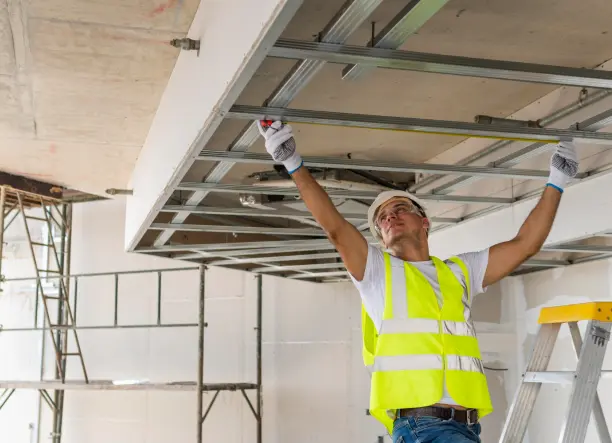 Kőműves és bádogos munkák szakszerű kivitelezéssel – Budapest és környékén!