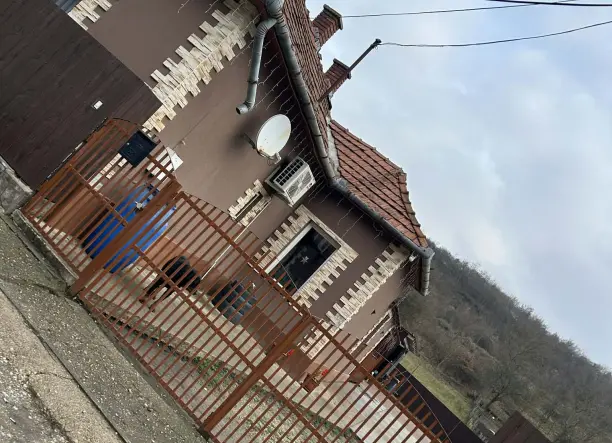 Eladó Családi Ház Sajóvelezden