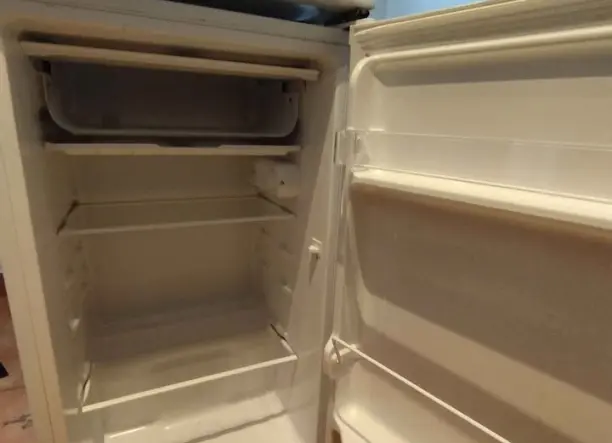 Hausmeister 90 literes hűtőszekrény