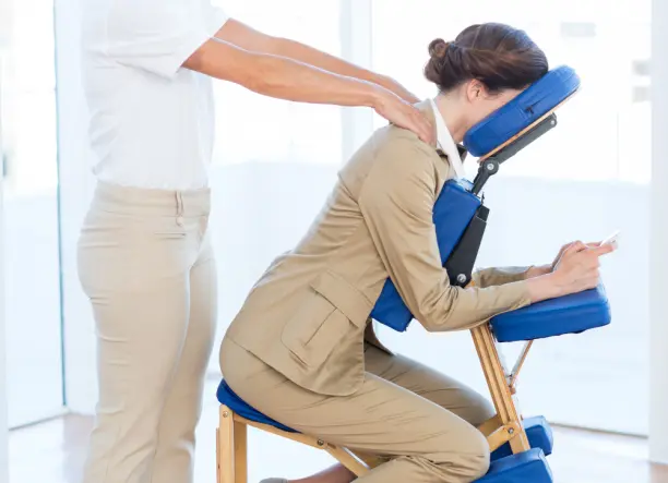 💆‍♂️ IRODAI SZÉK-MASSZÁZS CÉGEKNEK – Budapest és környéke 💆‍♀️