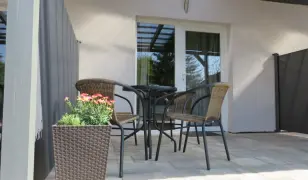 🏡 Édenkert Apartmanház – Szállás Gyula szívében!