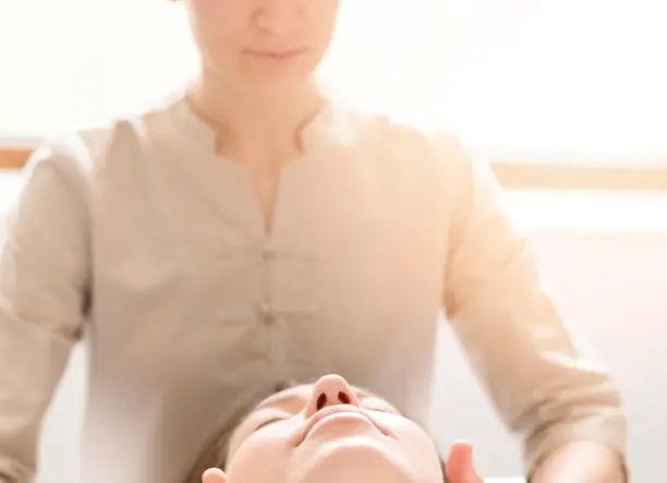 Reiki gyógyítás, masszázs