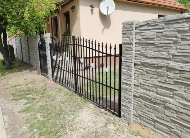 💪 SilverFence – Betonkerítés, ami tartós, szép és megbízható! 🧱