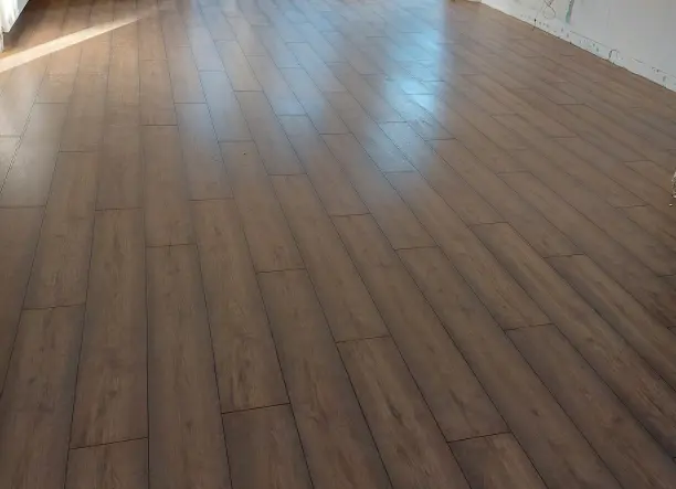 Melegburkolás, Parkettázás