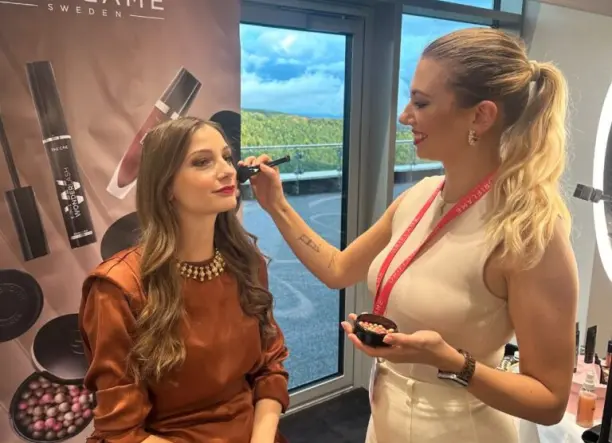 🌟 Trendelő – Ahol a szépség és a stílus találkozik! 🌟