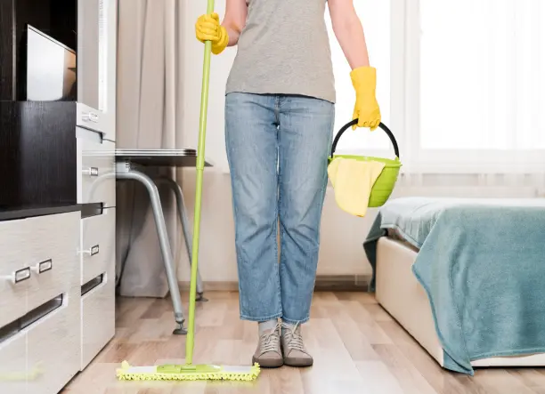 Takaritás TAKARÍTÓNŐ/ TAKARÍTÓ – BUDAPEST Budapesti irodák, üzlethelyiségek és közös terek takarítására keresünk megbízható takarítót / takarítónőt