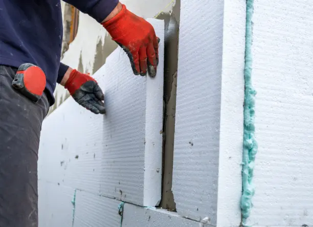 Megbízható, tapasztalt kőműves csapat vállal munkát – falazás, szigetelés !