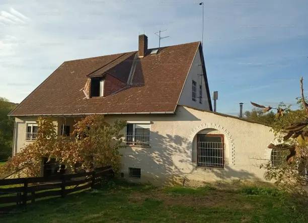 Tanya eladó a szlovák határhoz közel