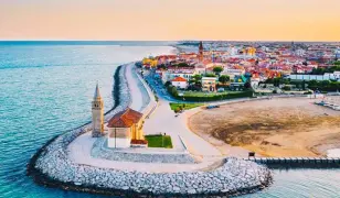 1 napos strandolás az Adriai-tenger partján, Caorléban, buszos utazással