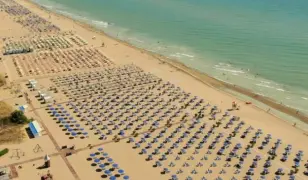 1 napos strandolás az Adriai-tenger partján, Bibionéban, buszos utazással