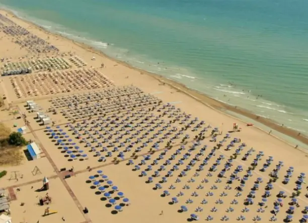 1 napos strandolás az Adriai-tenger partján, Bibionéban, buszos utazással