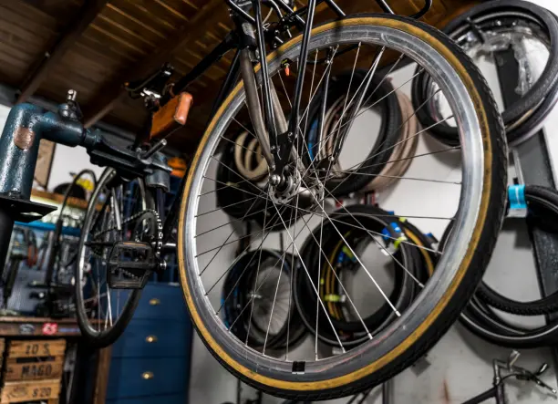 ONWHEELS – Teljeskörű Autó‑ és Kerékpárszerviz Budapesten !