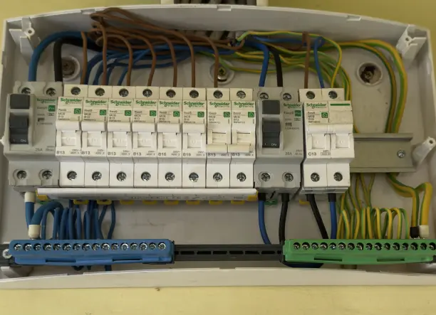 ⚡️Villanyszerelés⚡️👷🏼