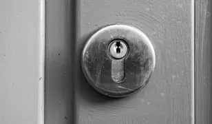 Zár szerelés, javítás