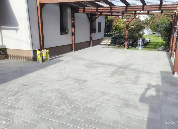 Térkövezés, kőműves, betonozás