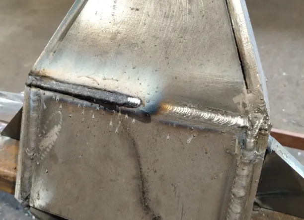 Fémipari munkák elvégzése