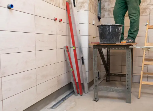 Kőműves munkák – Fürdőszoba felújítás – Vízvezeték-szerelés – Burkolás