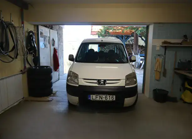 Eladó Peugeot Partner 2008/6