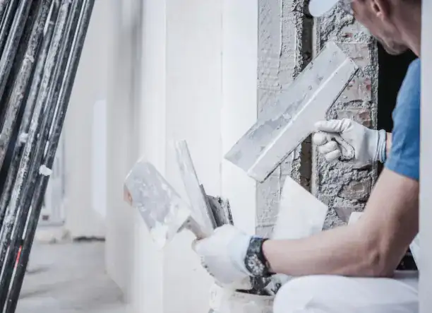 Otthona felújítása könnyedén: kőműves, festés, hőszigetelés, térburkolás