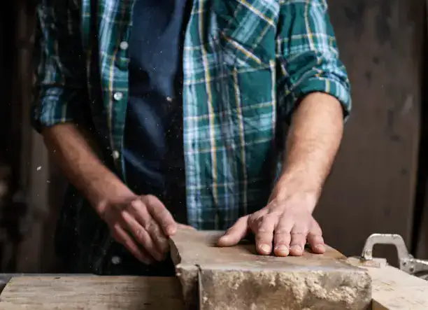 Asztalos munkát vállalok – 10 éves tapasztalattal!