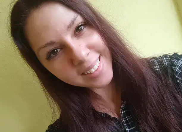 GONDOS KEZEK - TAKARÍTÁS