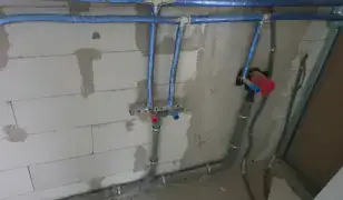 Víz-gáz szerelőt keresünk