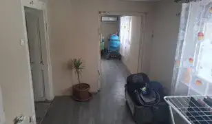 Orosházán, műszakilag megújult, azonnal költözhető családi ház!