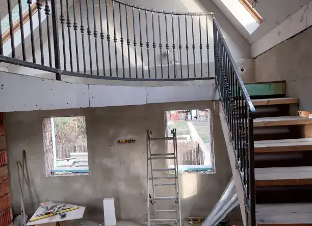 Lakatos munkákat vállalunk!