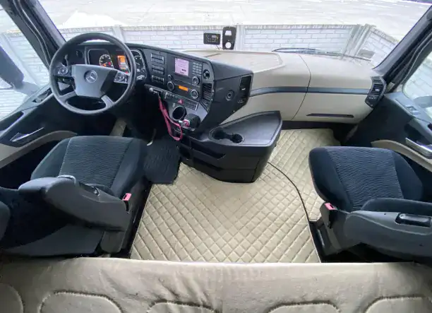 Èpület- és gépjármű takarítás, Gebäude- und Fahrzeugreinigung