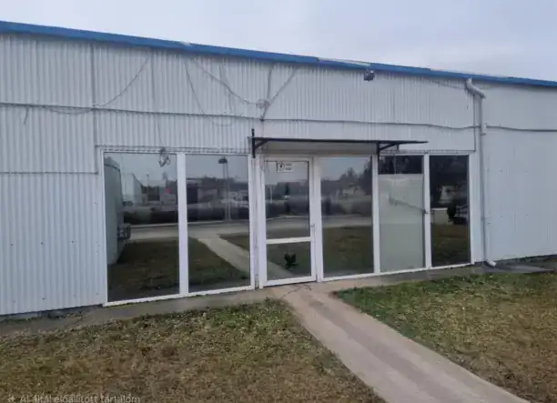 200m2 -es Raktár kiadó Halászteleken!