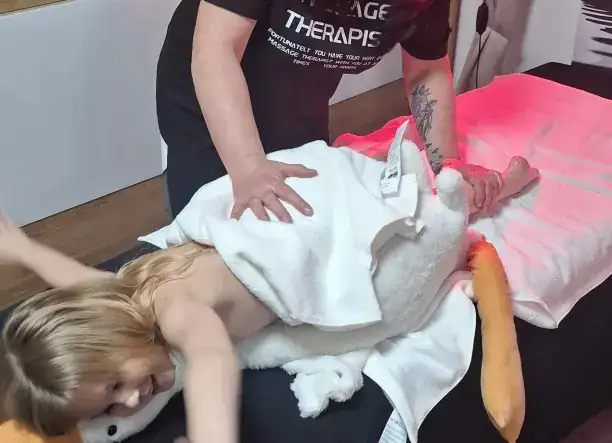 Svédmasszázs, talpdiagnosztika, gyerek masszőr