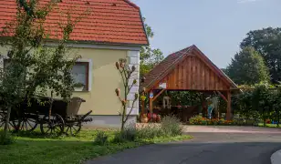 Csend, nyugalom és őrségi varázs a Harmatcsepp Vendégházban