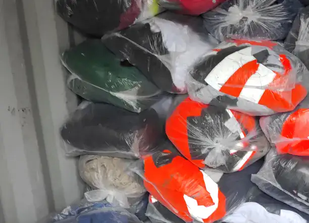 Használt nèmet zsákos munkaruházat