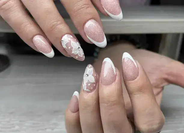 LuNails – Stabil, tartós és ragyogó körmök! ✨