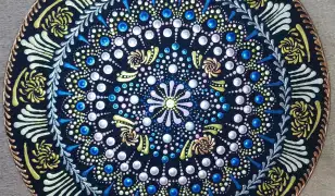 Kézzel festett mandalák