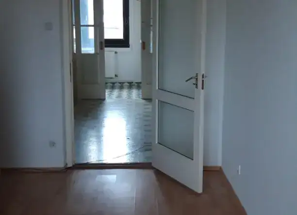 Eladó panel lakás Debrecenben