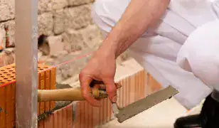 Precíz kőműves munkák lakó- és nem lakóépületekhez!