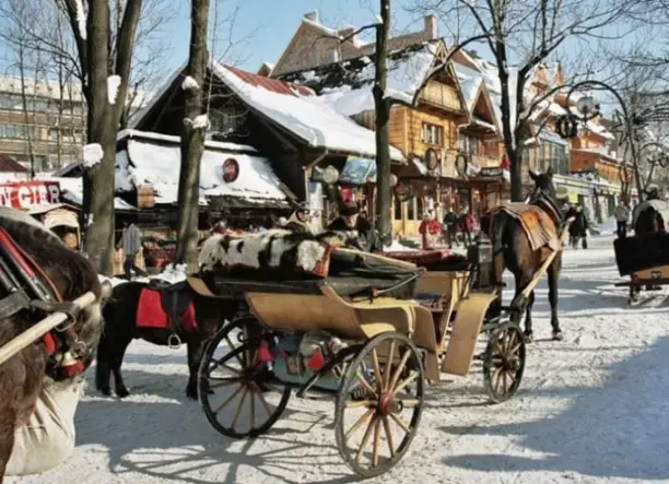 2 napos adventi kirándulás a lengyel Tátrában, Zakopanéban és a Jégtemplomnál, busszal, reggelivel, idegenvezetéssel