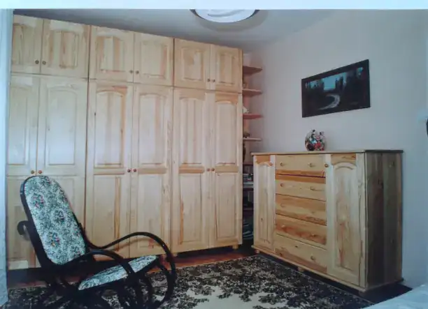 MÜBA NATURFA – Fenyőbútorok szeretettel, Szegeden 🌿