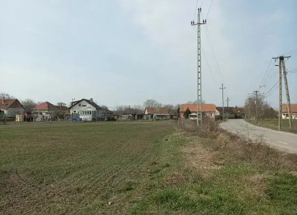 Eladó telek Dömsödön