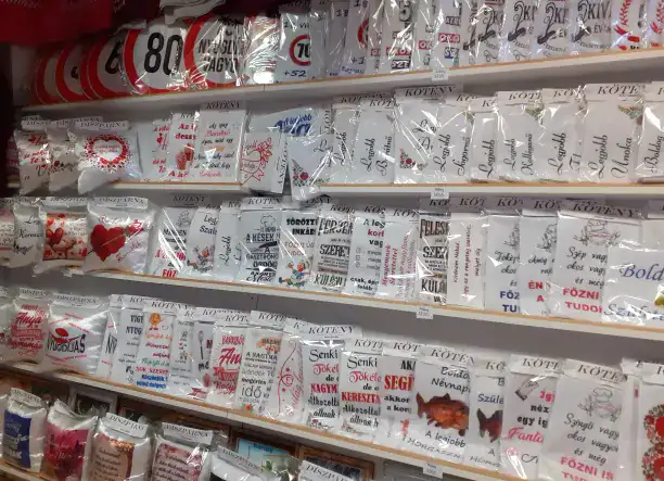 Egyedi mintás pólók készítése és webshop – mintaspolok.hu