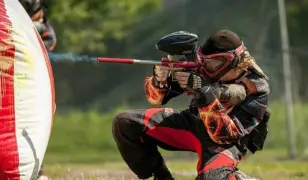 3 óra Scoutpaintball felnőtteknek és gyerekeknek teljes felszereléssel és 300 golyóval, Gödöllő határában